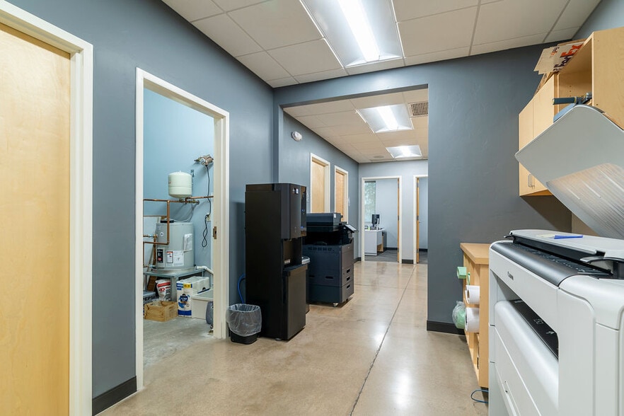 More Photos Of 870 S Campbell Ave, Tucson Warehouse For Sale