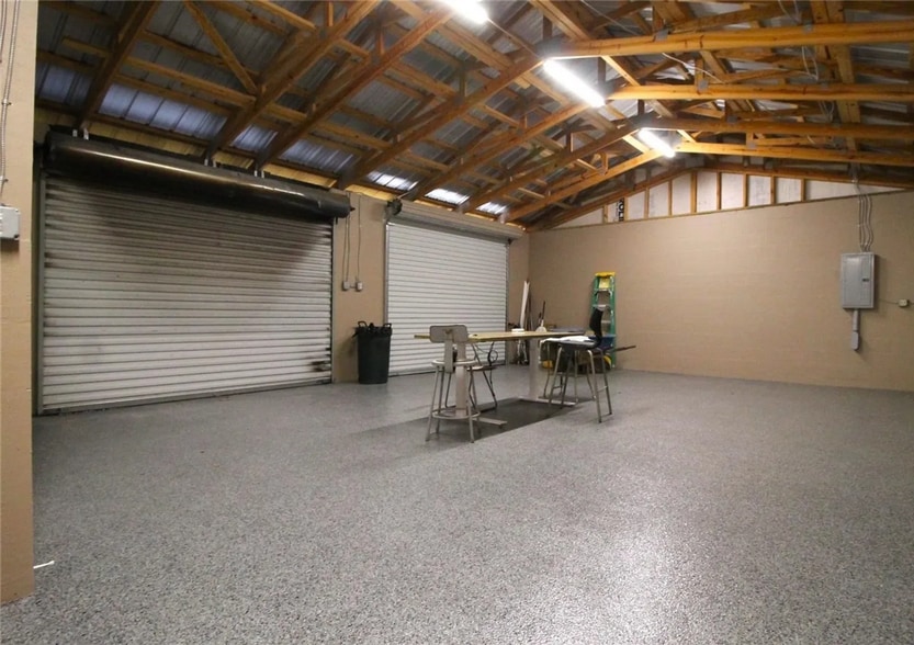 More Photos Of 114 W State Road 50, Mascotte Industrial For Lease