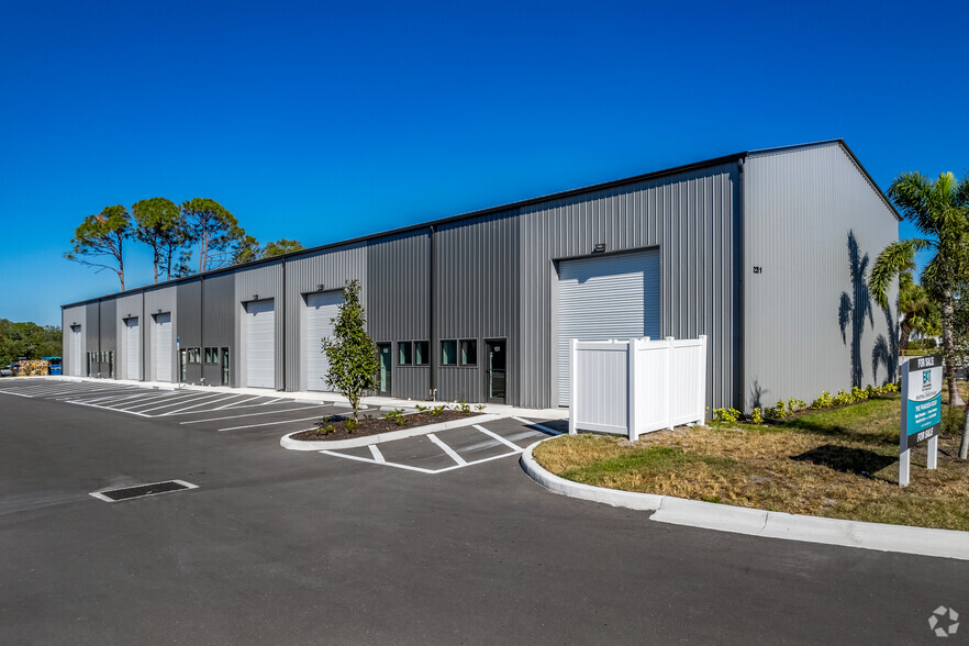 Primary Photo Of 2209-2211 Whitfield Park Loop, Sarasota Warehouse For Lease