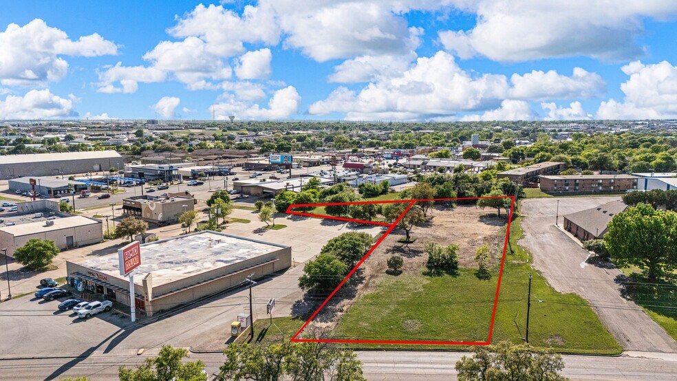 Primary Photo Of 720 N New Rd, Waco Land For Sale