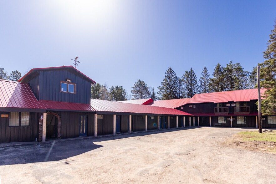 More Photos Of 9966 N State Road 27, Hayward Hotel For Sale