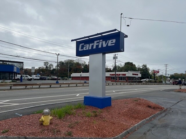 More Photos Of 296 Highland Ave, Salem Auto Repair For Sale