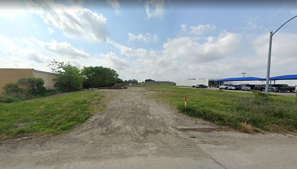 More Photos Of 16436 Sea Lark Rd, Houston Land For Sale