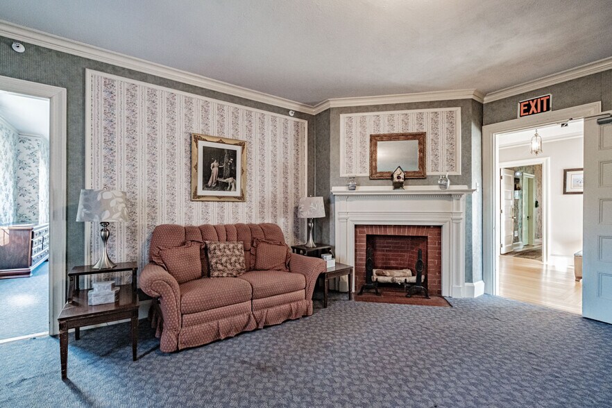 More Photos Of 257 South St, Biddeford Specialty For Sale