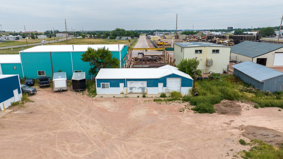 More Photos Of 405 Beech St, Gillette Warehouse For Sale