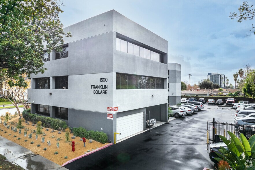 More Photos Of 1600 E 4th St, Santa Ana Medical For Lease