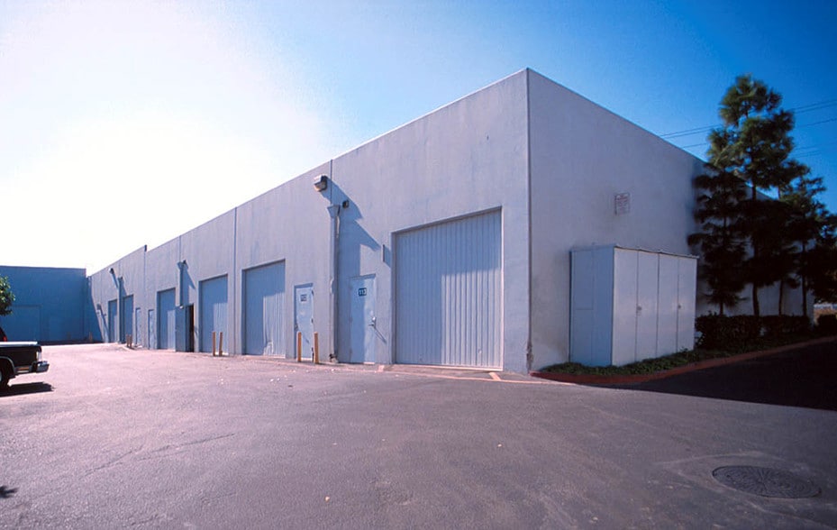 More Photos Of 1251 Pomona Rd, Corona Unknown For Lease