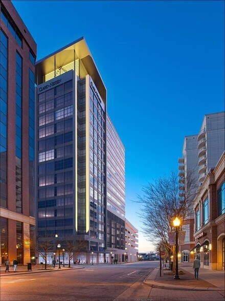 More Photos Of 4525 Main St, Virginia Beach Office For Lease