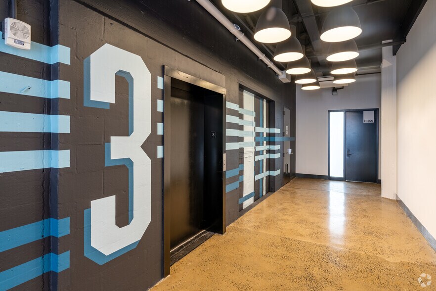 More Photos Of 220 36th St, Brooklyn Loft Creative Space For Lease