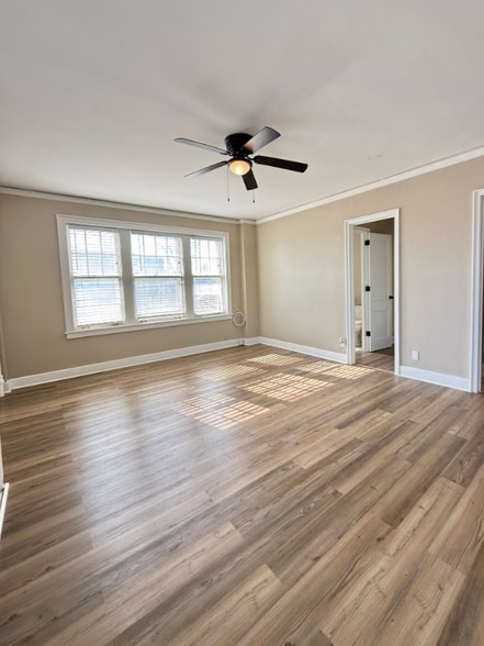 More Photos Of 631 S 4th St, Springfield Apartments For Sale