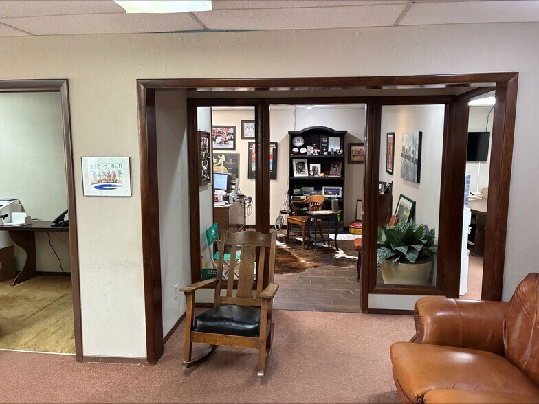 More Photos Of 115 S Broad St, Guthrie Office For Sale