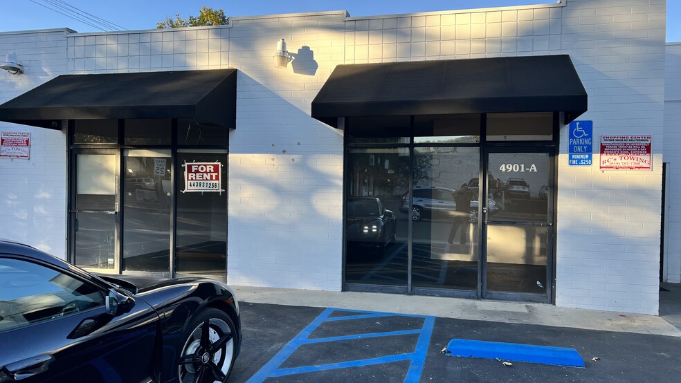 More Photos Of 4901 Dumetz Rd, Woodland Hills Storefront For Lease