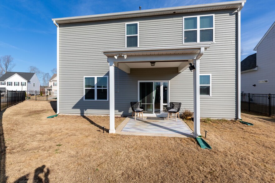 More Photos Of 1236 Shadow Shade Dr, Wake Forest Flex For Sale