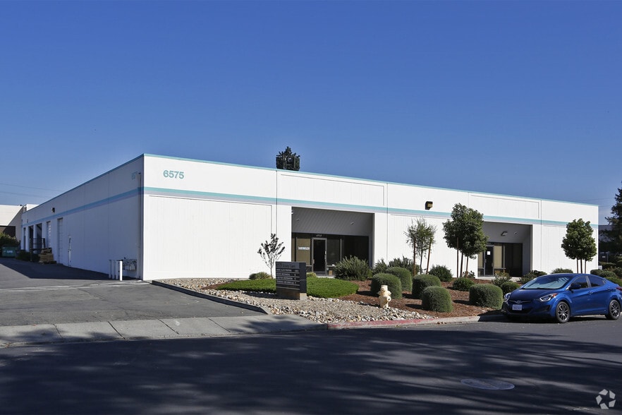 More Photos Of 6575 Trinity Ct, Dublin Warehouse For Lease