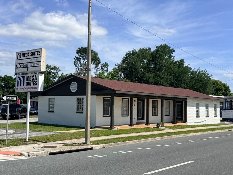 Primary Photo Of 2201 S Bay St, Eustis Office For Lease