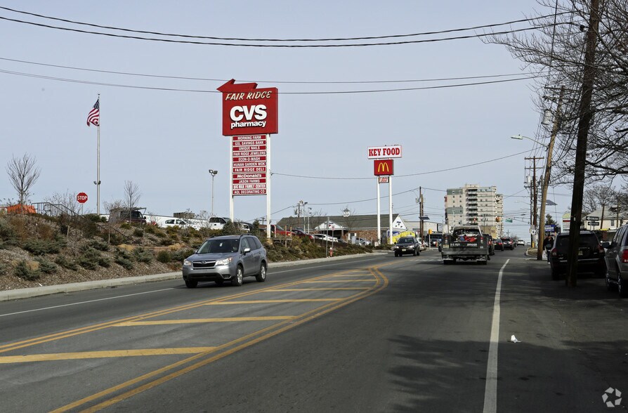 More Photos Of 378 Bergen Blvd, Fairview Medical For Lease