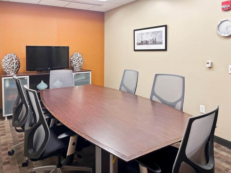 More Photos Of 601 21st St, Vero Beach Coworking Space