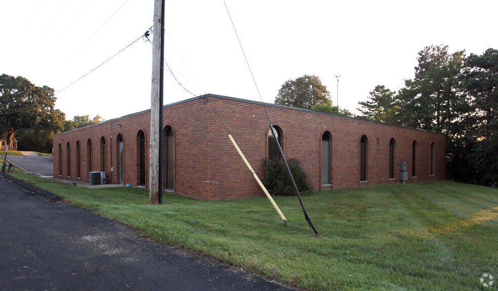More Photos Of 100 30th St, Canton Office For Lease