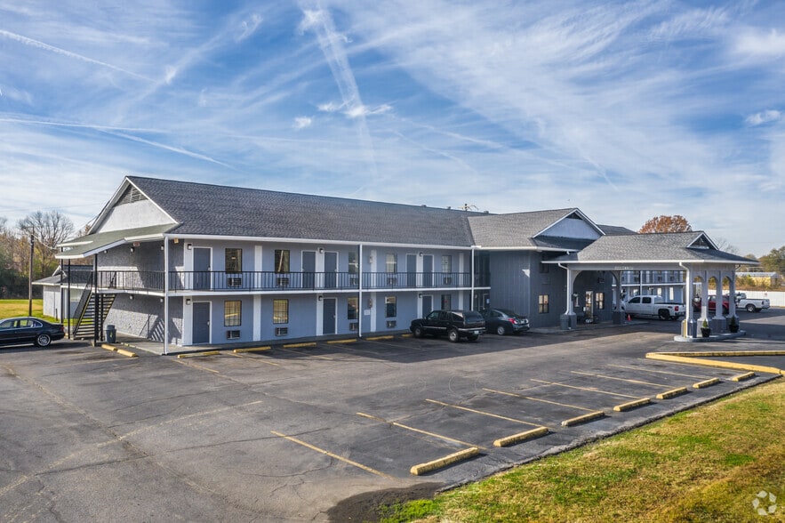 Primary Photo Of 6315 Navy Rd, Millington Hotel For Sale