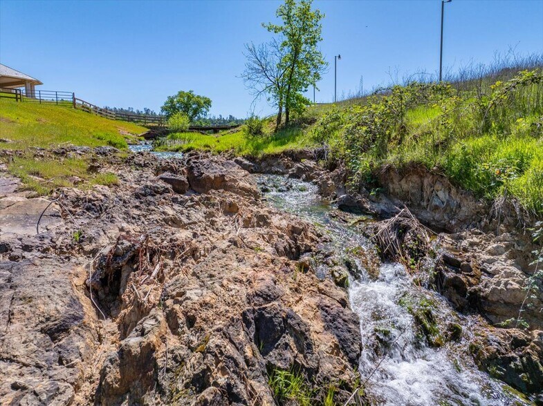 More Photos Of 26602 Snider Ranch Road, Oak Run Land For Sale