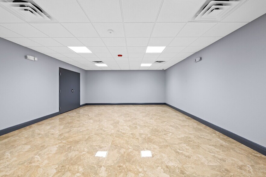 More Photos Of 2310 E Atlantic Blvd, Pompano Beach Office For Sale