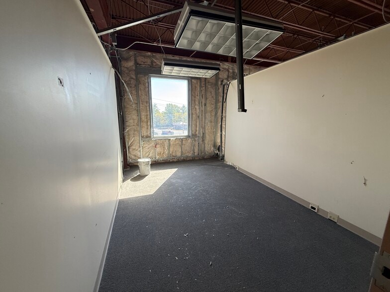 More Photos Of 6400 E Broad St, Columbus Medical For Sale