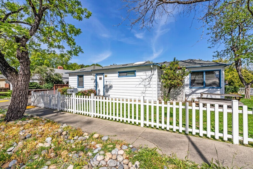 More Photos Of 2291 Pacheco St, Concord Medical For Lease