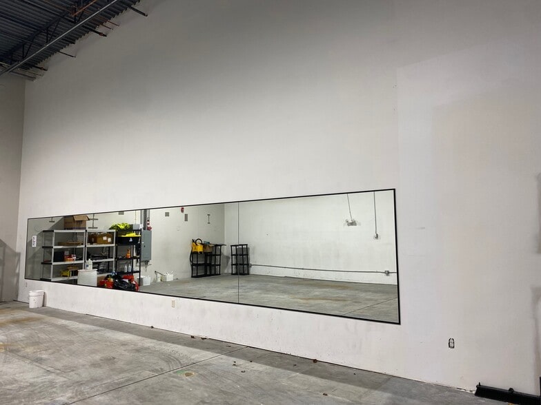 More Photos Of 130 S Main St, Marlboro Flex For Lease