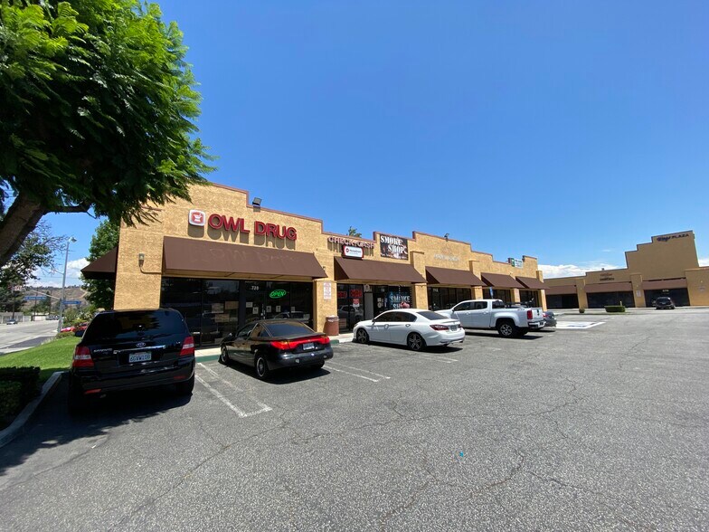 More Photos Of 2085 W Holt Ave, Pomona Unknown For Lease