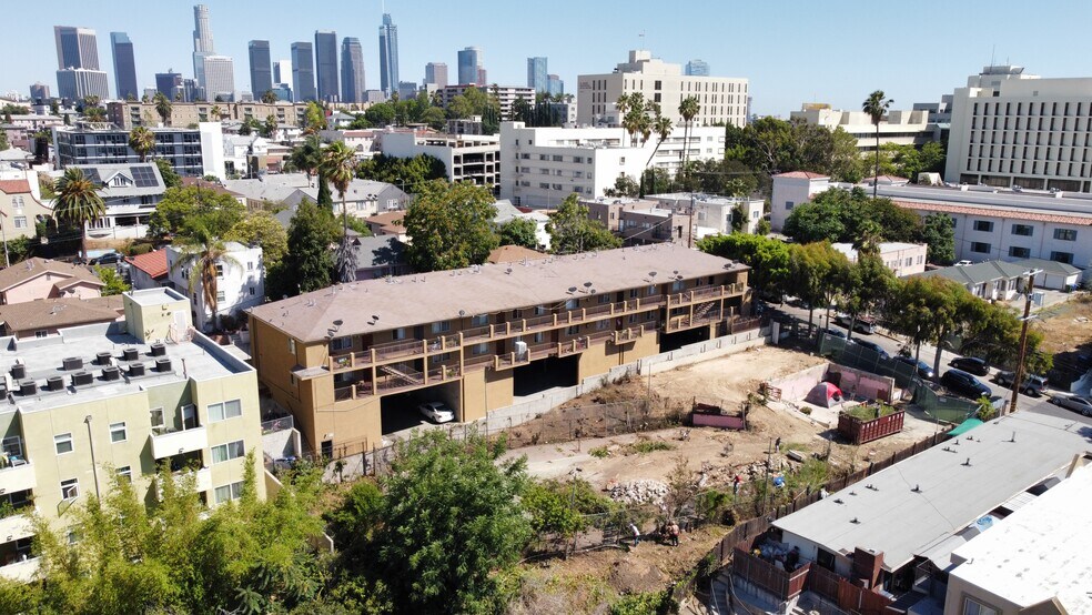 More Photos Of 2227 Valley St, Los Angeles Land For Sale