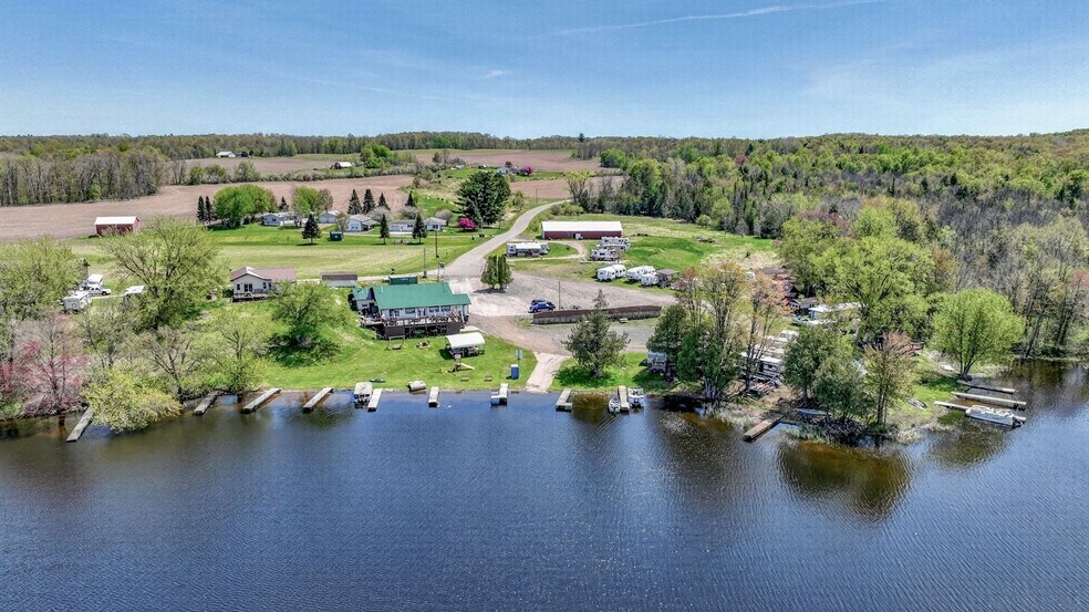 Primary Photo Of 16061 296th St, Cornell General Retail For Sale