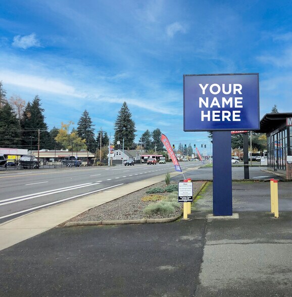 More Photos Of 19220 Mcloughlin Blvd, Gladstone Medical For Lease