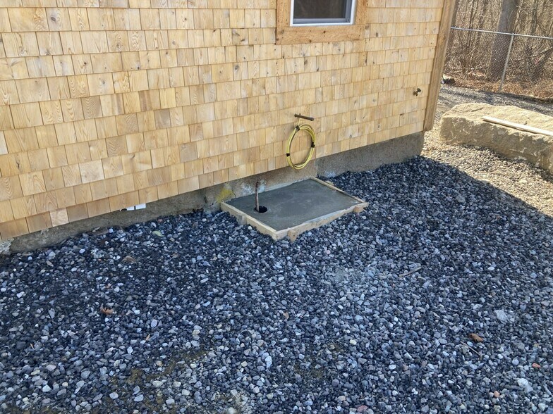 More Photos Of 347 East St, West Bridgewater Land For Lease