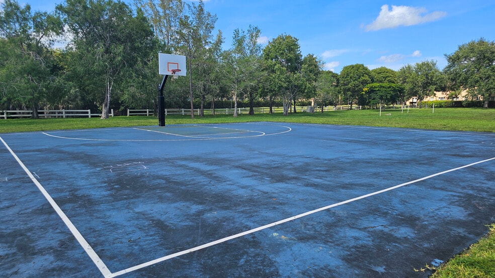 More Photos Of 3775 NW 116th Ter, Coral Springs Apartments For Sale
