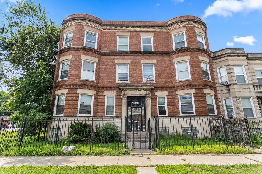 More Photos Of 7252 S Yale Ave, Chicago Apartments For Sale