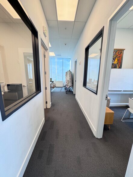 More Photos Of 19790 W Dixie Hwy, Aventura Office For Sale