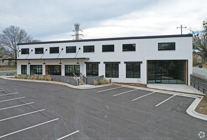 More Photos Of 949 Washington St, Durham Storefront Retail Office For Lease