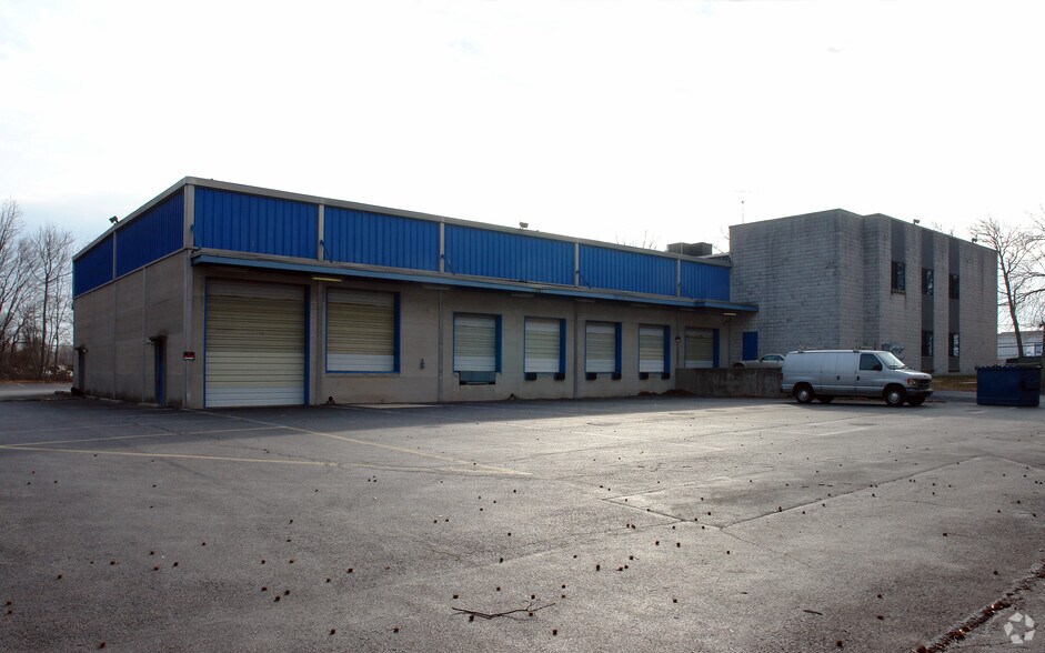 More Photos Of 625 N Governor Printz Blvd, Essington Warehouse For Lease