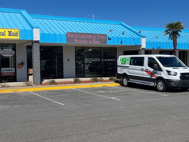 More Photos Of 3302-3338 Highway 17 S, North Myrtle Beach Storefront For Lease