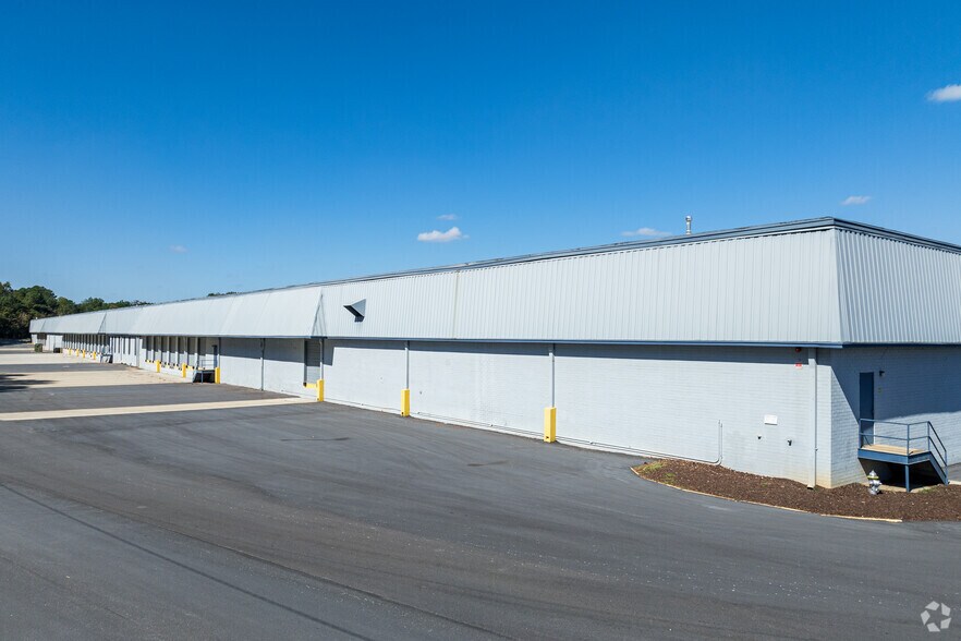 More Photos Of 1791 Mount Zion Rd, Morrow Warehouse For Lease