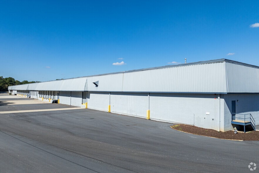 More Photos Of 1791 Mount Zion Rd, Morrow Warehouse For Lease