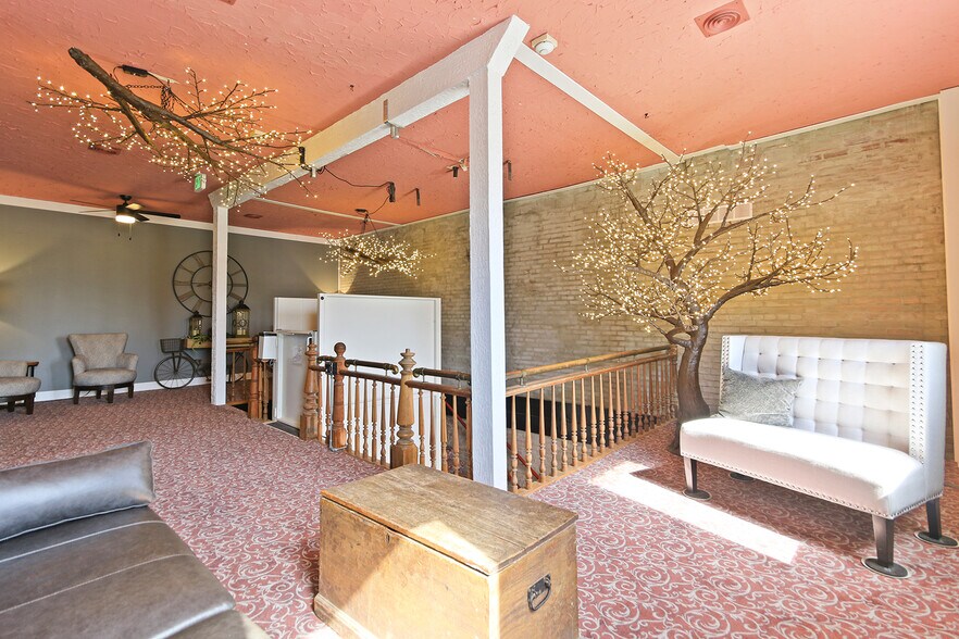 More Photos Of 105 Coal st, Mexico Specialty For Sale