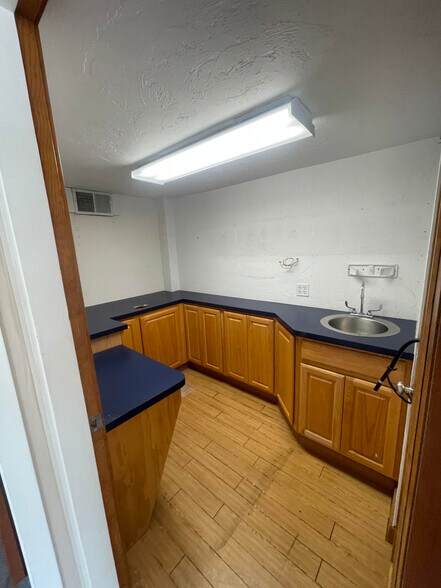 More Photos Of 127 Washington St, Norwell Medical For Lease