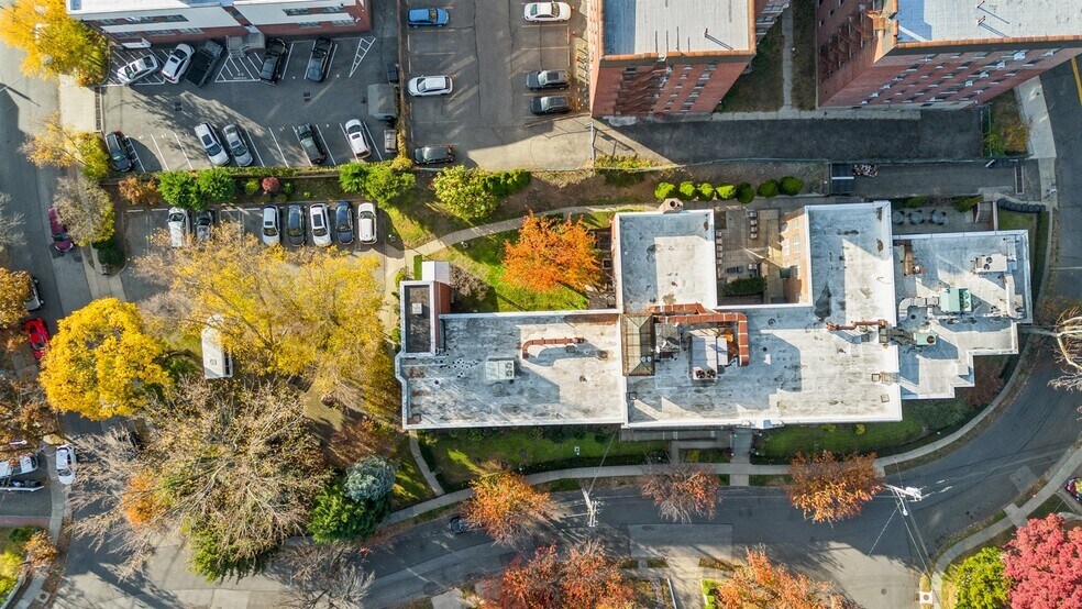 More Photos Of 3 Lehman Ter, Yonkers Congregate Senior Housing For Sale