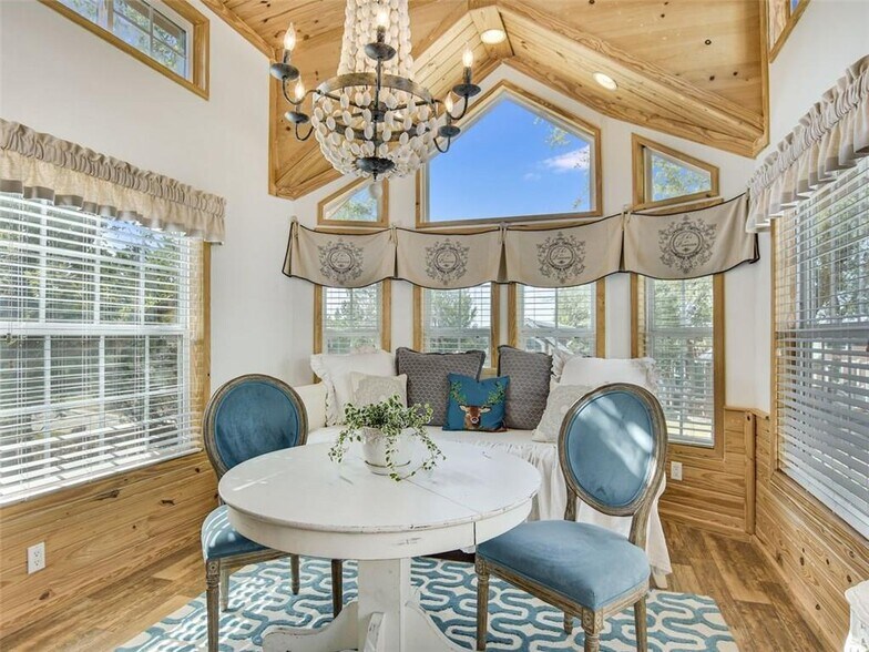 More Photos Of 251 Circle Dr, Wimberley Hospitality For Sale