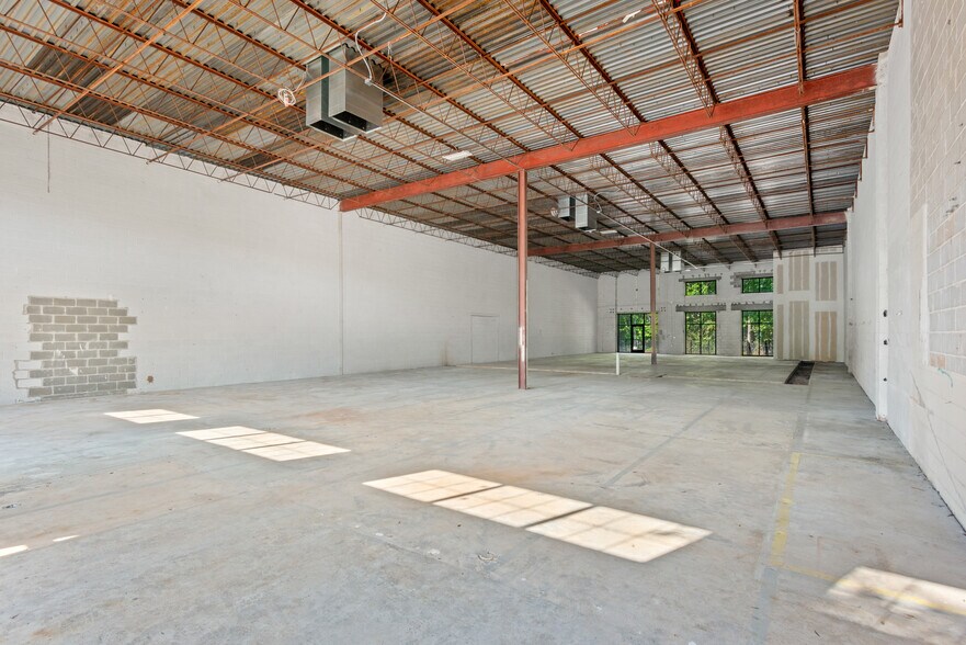 More Photos Of 3586 Pierce Dr NE, Chamblee Office For Sale