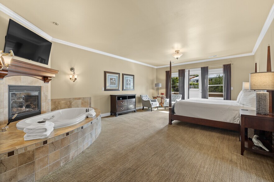 More Photos Of 23204 Summer Creek Dr, Rapid City Hospitality For Sale