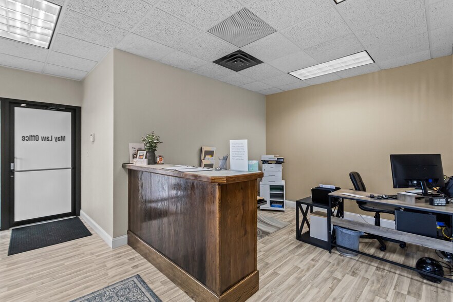 More Photos Of 2765 Albright Rd, Kokomo Office For Sale