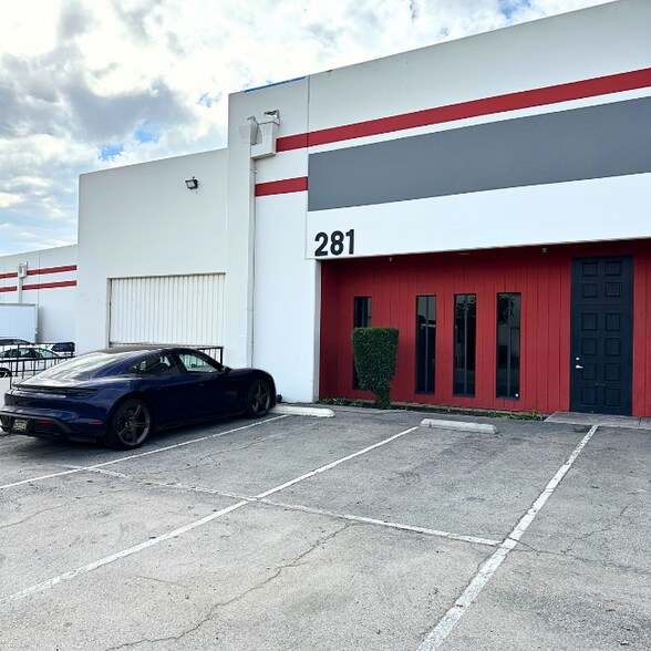 More Photos Of 241-317 E Redondo Beach Blvd, Gardena Unknown For Lease