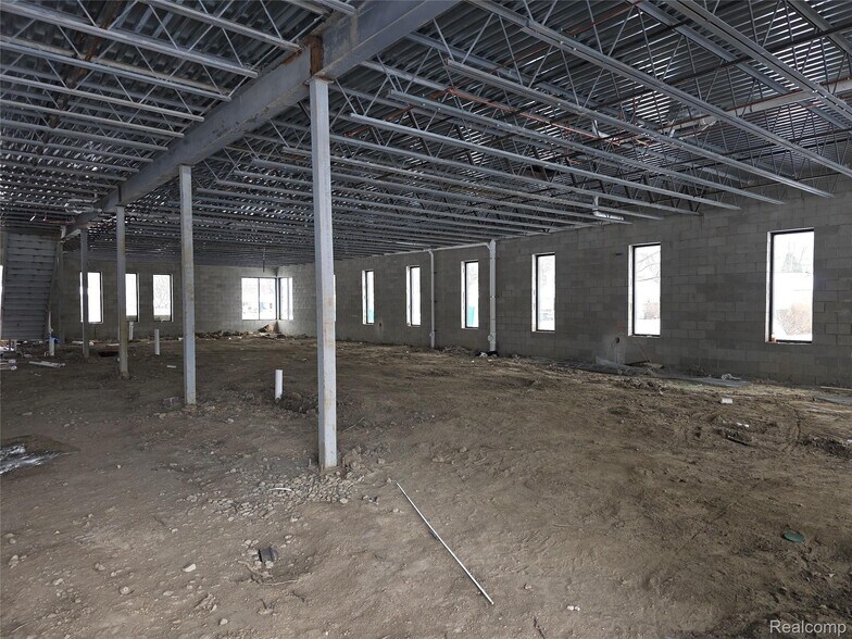 More Photos Of 6428 Inkster Rd, Dearborn Heights General Retail For Lease